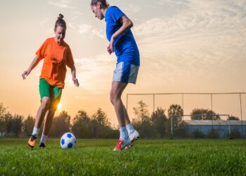 فوائد كرة القدم.. وبخاصة للنساء