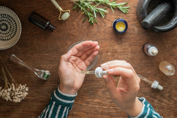 أفضل زيوت لعلاج آلام المفاصل