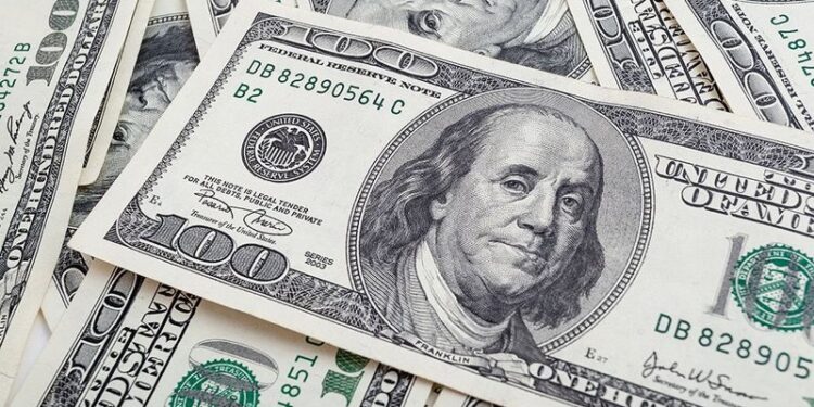 تقرير: لماذا تخطى الدولار الـ49 ألفًاً؟