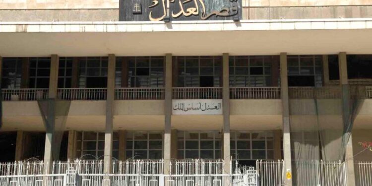 بعد انشطار القضاء… متاهة الفوضى اللبنانية إلى أين؟