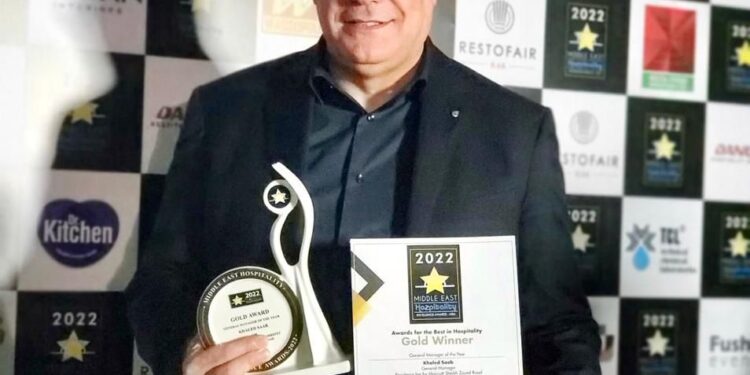 إبن راشيا الوادي خالد رشراش صعب يفوز بالجائزة الذهبية “أفضل مديرعام لفندق في دبي لعام 2022”.. وتهنئة من محترف الفن التشكيلي وحرمون