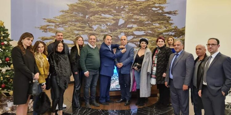 رئيس تجمع الصناعيين في زحلة استقبل نادي روتاري زحلة كابيتول بحضور المحافظ عازار