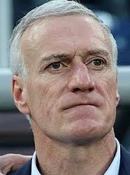 ديشامب يفلت من ملف إهانة زيدان بقرار مفاجئ