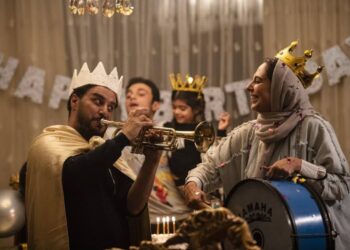 مسلسل “جرح العمل” الإيراني معروضاً في قناة KCTS 9 العالمية في أميركا وكندا