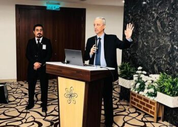 اليمن.. رئيس مجلس إدارة بنك التضامن يلتقي أبناء الجاليات اليمنية في مناطق عسير ونجران ومكة المكرمة