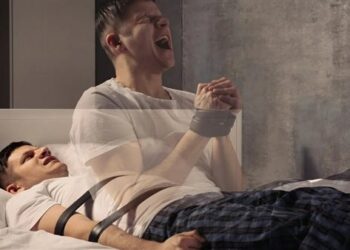 ما أسباب نوبات شلل النوم؟.. شعور يشبه الاحتضار