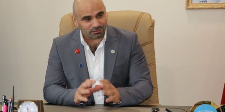 السفير داني الاشقر يناشد الرئيس بري لاجتراح الحلول لتعافي لبنان وعودة الحياة السياسية والاقتصادية