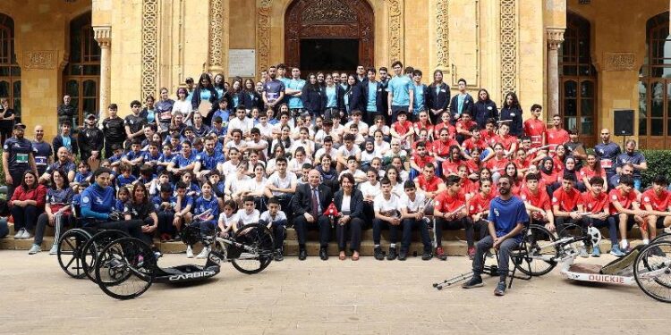 السفارة الفرنسية تنظم سباق بدل في قصر الصنوبر ببيروت