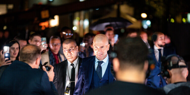 زيدان من بين 4 مدرّبين لقيادة المنتخب السعودي