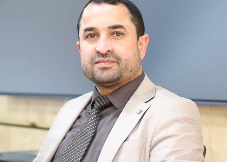 مساعد مدير عام مصرف اليمن البحرين الشامل لمساندة الفروع: يسعى المصرف لتحقيق الريادة في تقديم خدمات مصرفية إسلامية شاملة