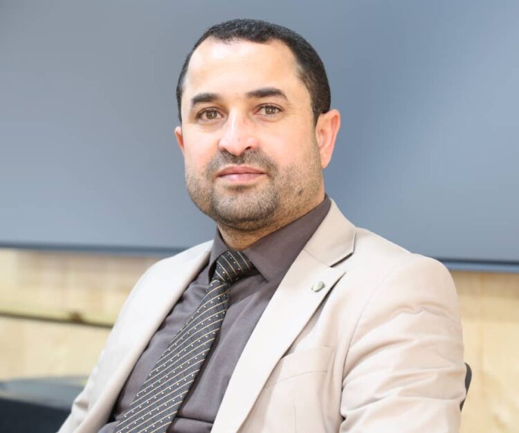 مساعد مدير عام مصرف اليمن البحرين الشامل لمساندة الفروع: يسعى المصرف لتحقيق الريادة في تقديم خدمات مصرفية إسلامية شاملة