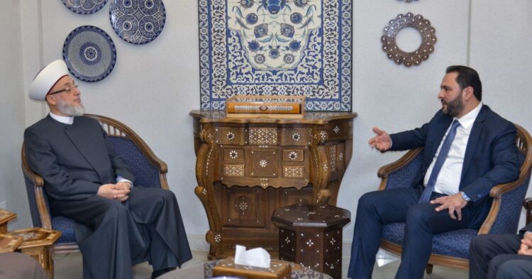 الشيخ قراقيره استقبل في مقر جمعية المشاريع في بيروت