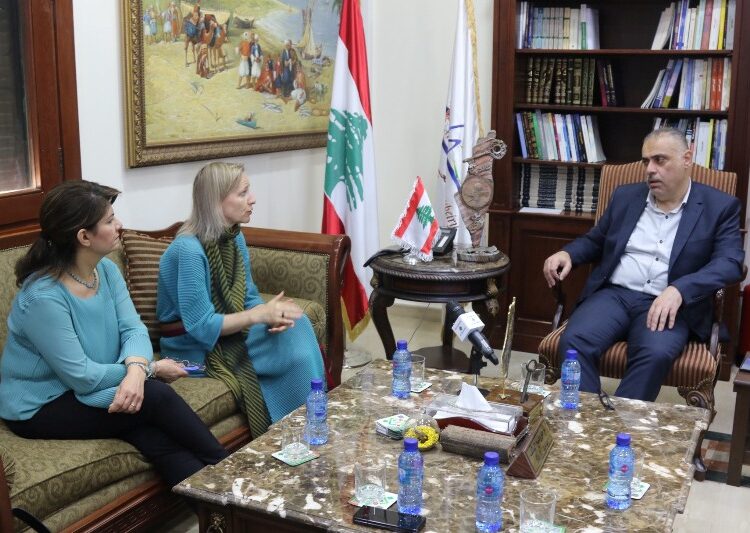 رئيس بلدية الغبيري استقبل كلاوس والبشتاوي حول ملف ترحيل نفايات المخيمات