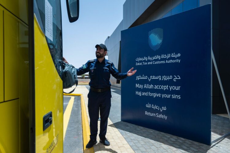 السعودية.. جمرك جديدة عرعر يستقبل أولى طلائع الحجاج العراقيين