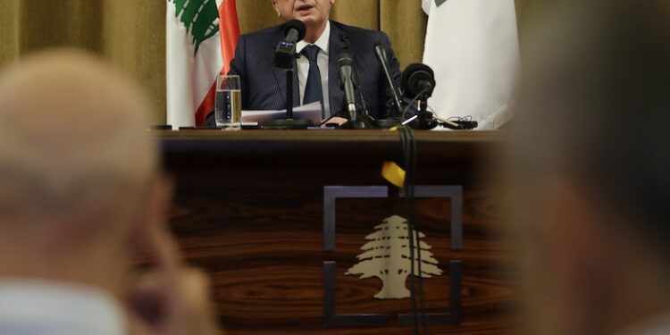 حاكم الصندوق الأسود.. أفرغه!