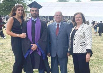 تخرّج سامر كمال ذبيان من جامعة HEC في فرساي.. مبارك