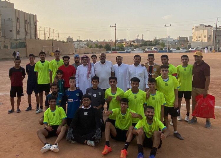 الفضل يكرم رئيس فريق ولاعبين في وادي بني معن بالأحساء