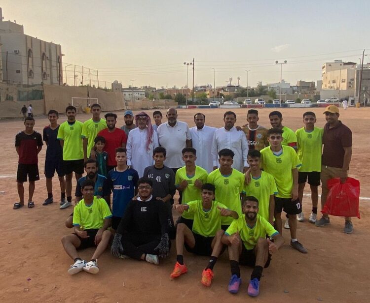 الفضل يكرم رئيس فريق ولاعبين في وادي بني معن بالأحساء