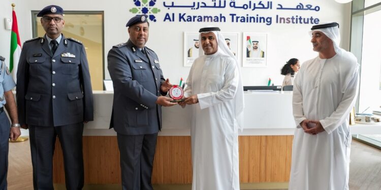 شرطة أبوظبي ودائرة التعليم والمعرفة ومطار أبوظبي: إطلاق سيناريو افتراضي لتدريب أصحاب الهمم على إجراءات السفر في المطار