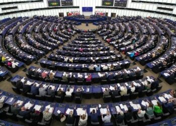 هل يستفيق المراهنون على الغرب!