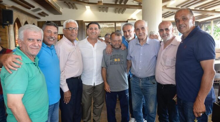 لبنان.. النجم الدولي السابق واصف الصوفي يستعيد الزمن الجميل بتكريم اللاعبين والإعلاميين الرياضيين