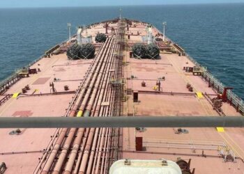 اليمن.. الغرفة التجارية الصناعية بأمانة العاصمة صنعاء تشكر جهود مجموعة فاهم بإيجاد بديل سفينة صافر ووصولها لميناء الحديدة