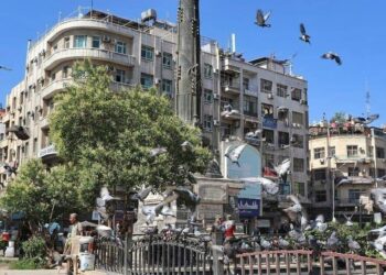 في حوار مع مجلة إيطالية.. باسل قس نصرالله: سورية أرض الرسل والسلام فكيف تكافئونها بالدمار والعقوبات والحصار؟