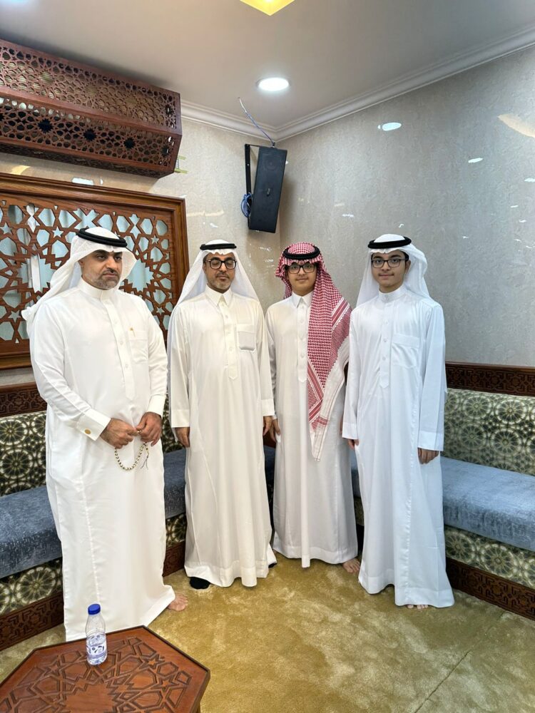 عائلة “الغزال” بالأحساء تحتفل بعيد الأضحى المبارك