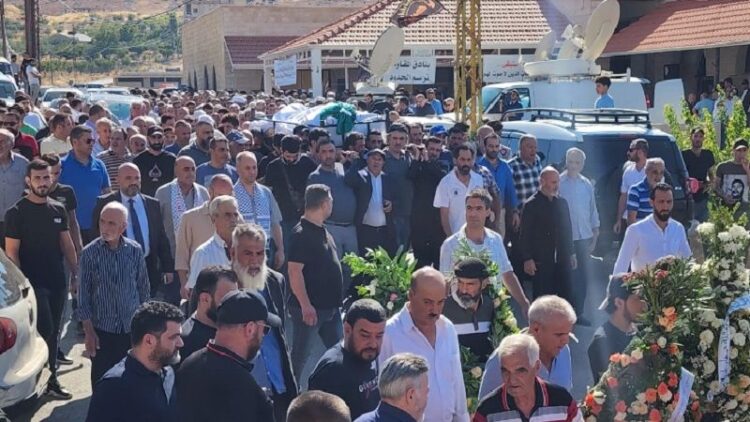 محور السبت34 من حرمون: عالم الصحافة والسياسة والفكر والإعلام شيّع العلم الباسق طلال سلمان بزحف مهيب في شمسطار