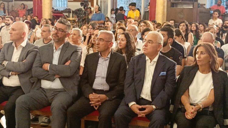 راشيا أحيت عيد رقاد السيدة العذراء.. وسكاف وسعد سلما المرنمة وهبة أيقونة العذراء