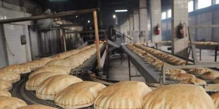 لبنان: لا أزمة خبز وقرار برفع الدعم