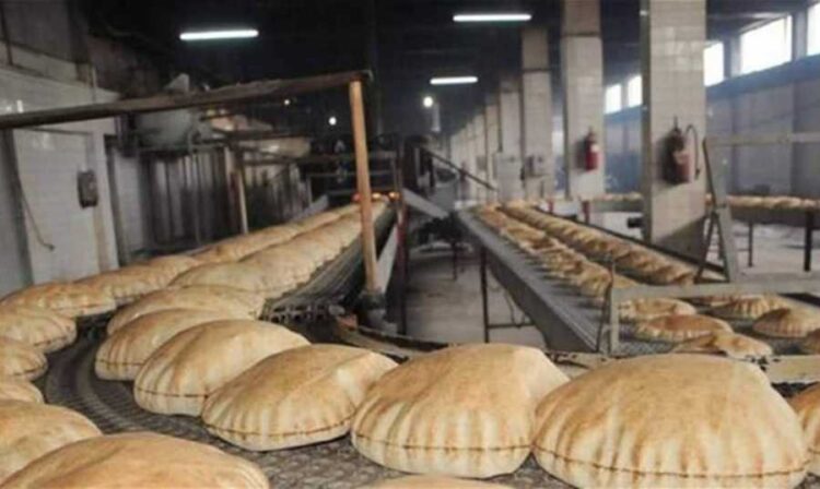 لبنان: لا أزمة خبز وقرار برفع الدعم