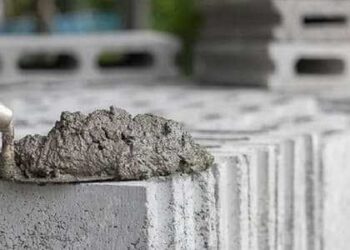 #لبنان..وزارة الصناعة تحدد سعر طن الترابة السوداء