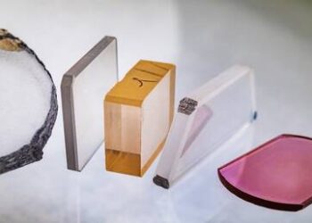 العلماء الروس يطورون أنظمة ليزر من جيل جديد