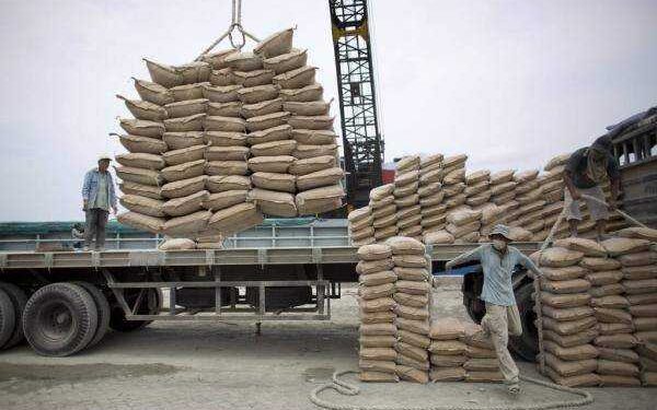 #لبنان.. وزارة الصناعة تحدد سعر طن الترابة السوداء