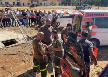 انتشال جثة طفل من بئر مياه