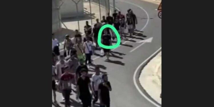 فقد الاتصال بمركب.. قبرص تتدخل