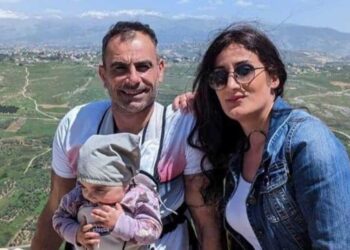 فاجعة سير تودي بـ 3 أشخاص ونجاة طفلة