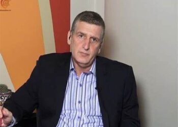 جبريل: إشتباكات عين الحلوة عبثية..