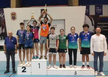 زوجي المختلط لدكاش وعازار بالطاولة