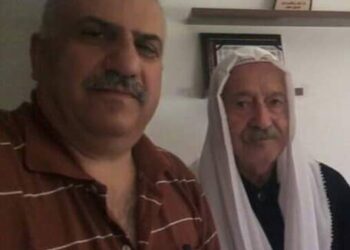 رحيل اول روائي في الجبل..