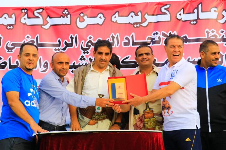 اليمن.. فريق هائل سعيد أنعم يحرز لقب البطولة الأولى للشركات لكرة القدم بالحديدة