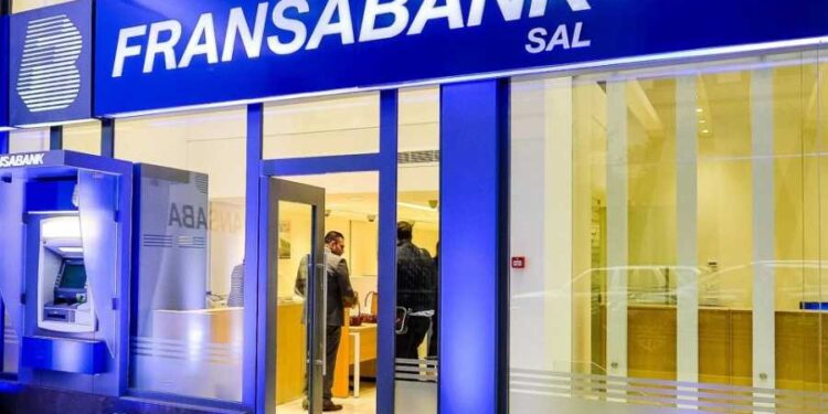 #لبنان_ إدارة “فرنسبنك” توضح ملابسات اقتحام فرع فردان
