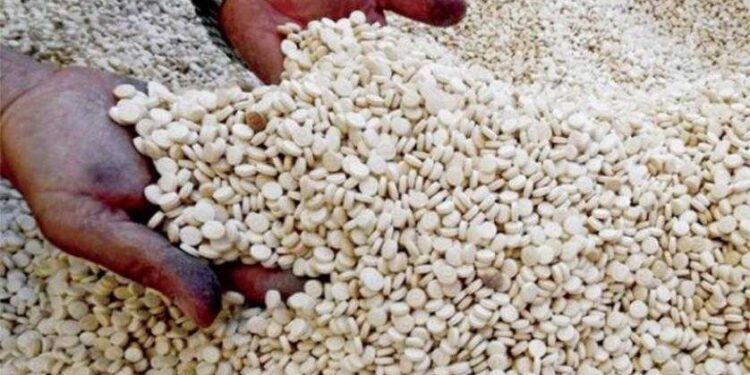 #لبنان_ ضبط ملايين حبوب الكبتاغون داخل آليات صناعية في تعنايل