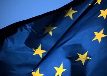 الاتحاد الأوروبي يدعو إلى هدنة إنسانية فورية في غزة