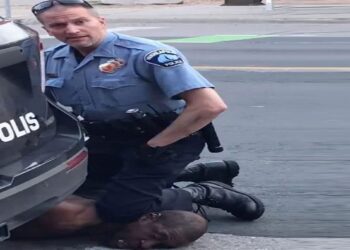 #اميركا.. الضابط الأمريكي المدان بقتل جورج فلويد يتعرض للطعن داخل السجن