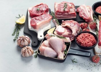 صحة.. علماء: مادة في اللحوم والألبان تساعد في علاج السرطان