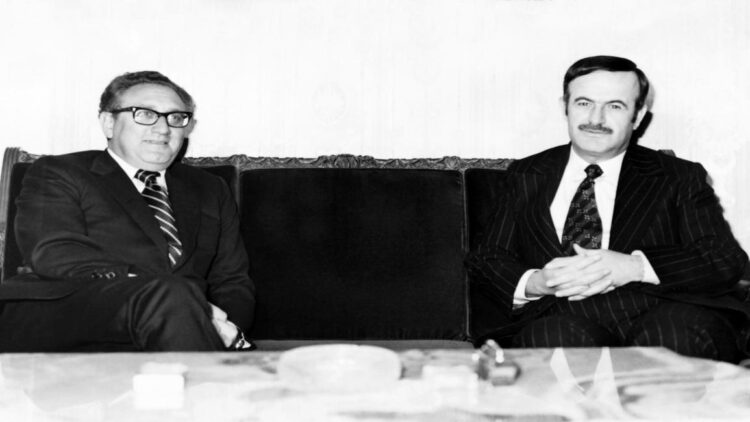 الرئيس حافظ الأسد وكيسنجر: 2 أيار 1974