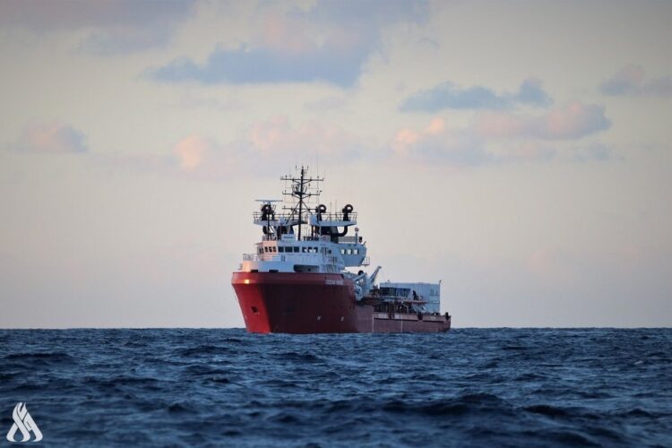 السفينة “أوشن فايكينغ” تنقذ 26 مهاجراً في البحر المتوسط