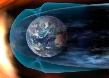 علماء يحذرون من حدوث عواصف مغناطيسية على الأرض